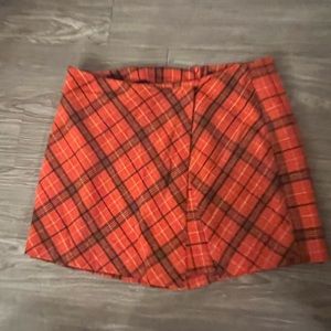 Fall skort